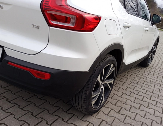 Volvo XC 40 cena 132600 przebieg: 20451, rok produkcji 2022 z Iława małe 667